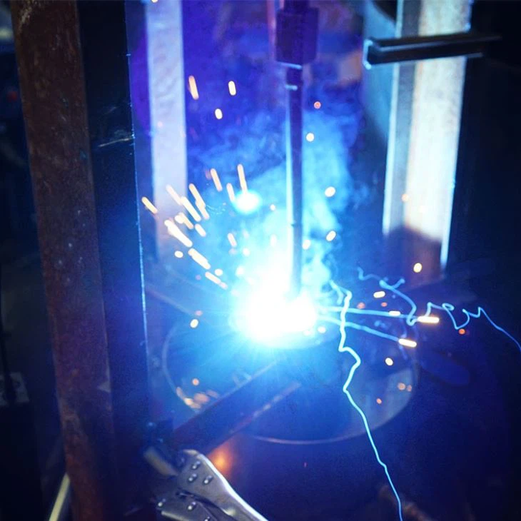 Automatski aparat za zavarivanje za popravak bagera